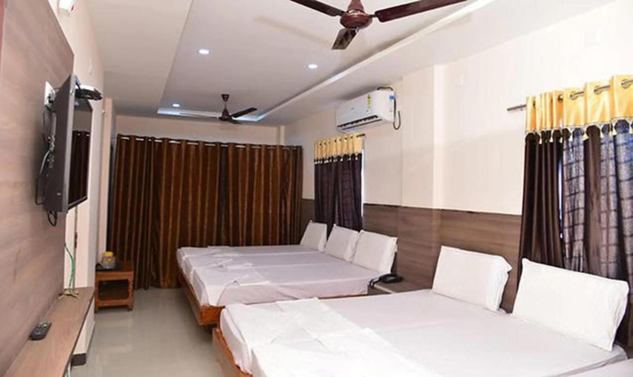 Fabhotel Nb Venkateswara Grand Inn טירופאטי מראה חיצוני תמונה